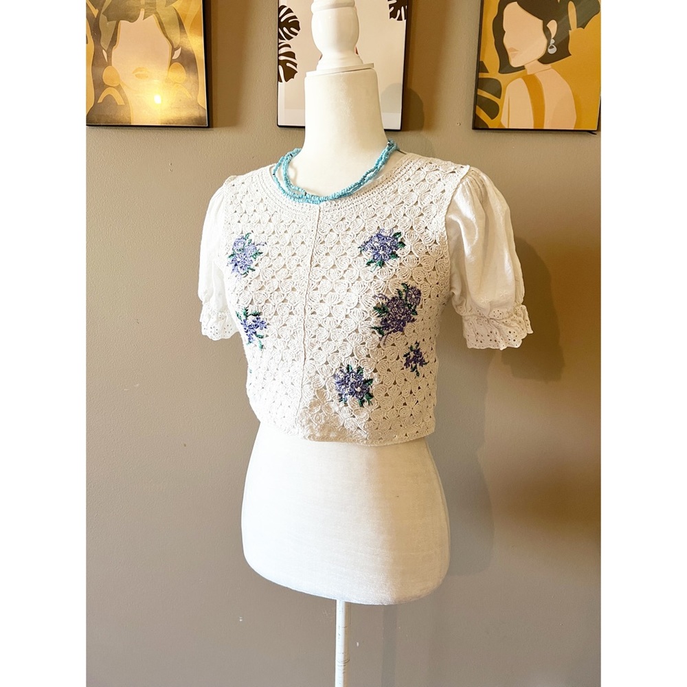 Zara Off White Crochet Puff Sleeve Cropped Top